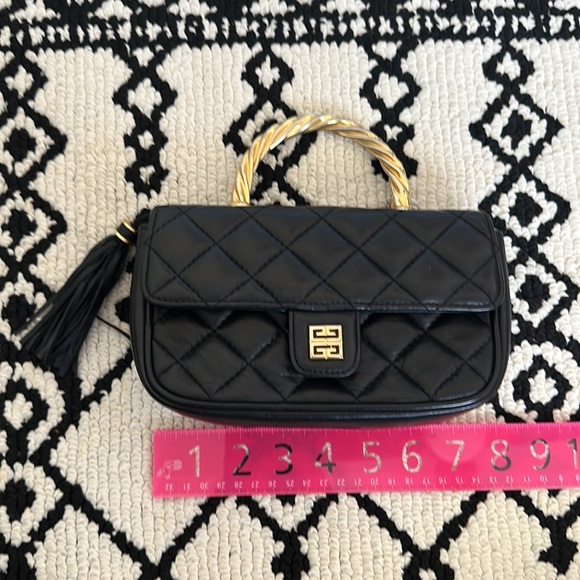 Givenchy handbag - Picture 10 of 11